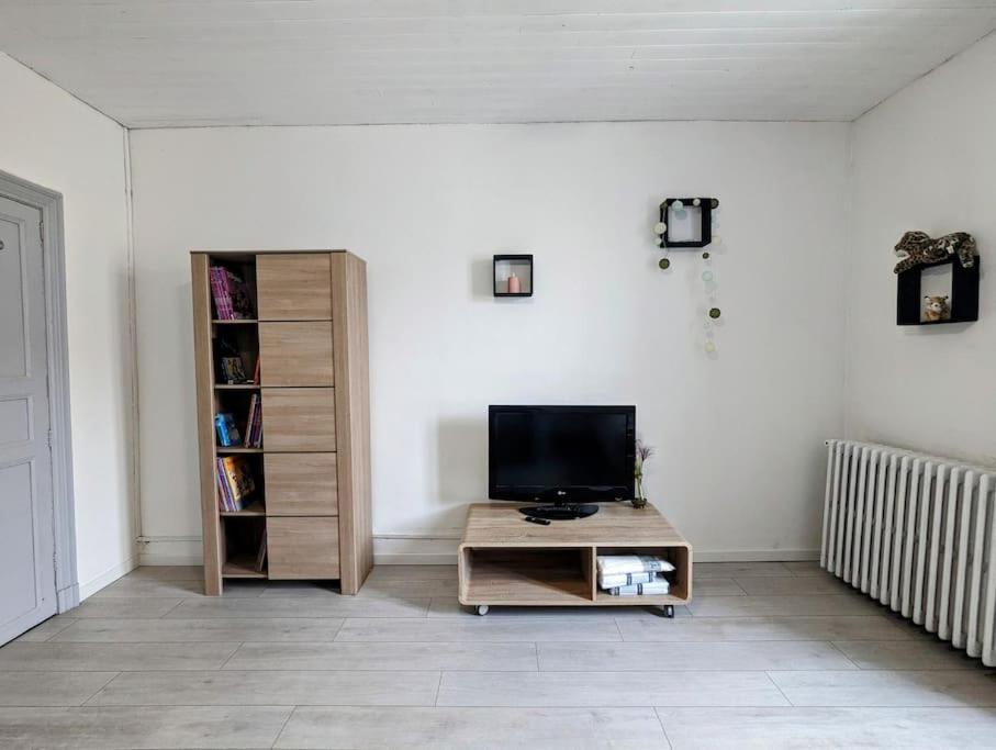 A 5Mn De La Reserve Africaine, Charmante Maison De Village Avec Patio Sigean Buitenkant foto