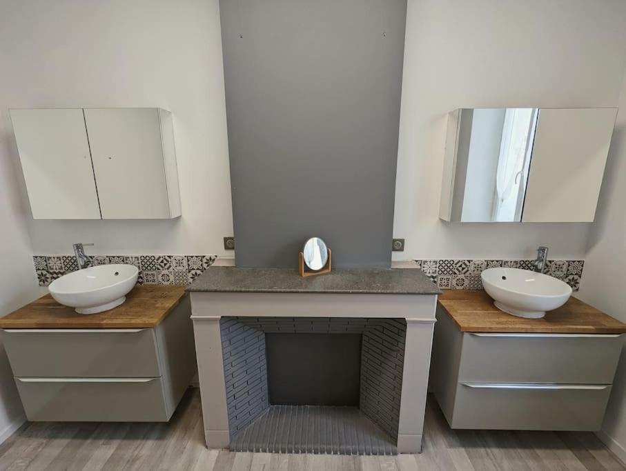 A 5Mn De La Reserve Africaine, Charmante Maison De Village Avec Patio Sigean Buitenkant foto